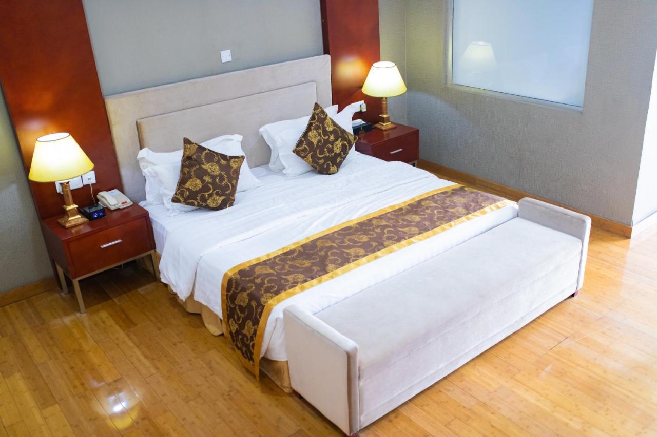 Hotel Sunshine Enugu Bagian luar foto