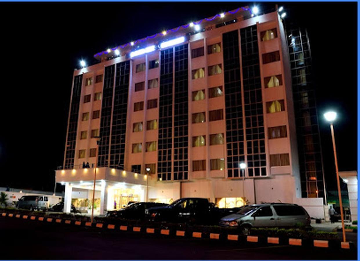 Hotel Sunshine Enugu Bagian luar foto