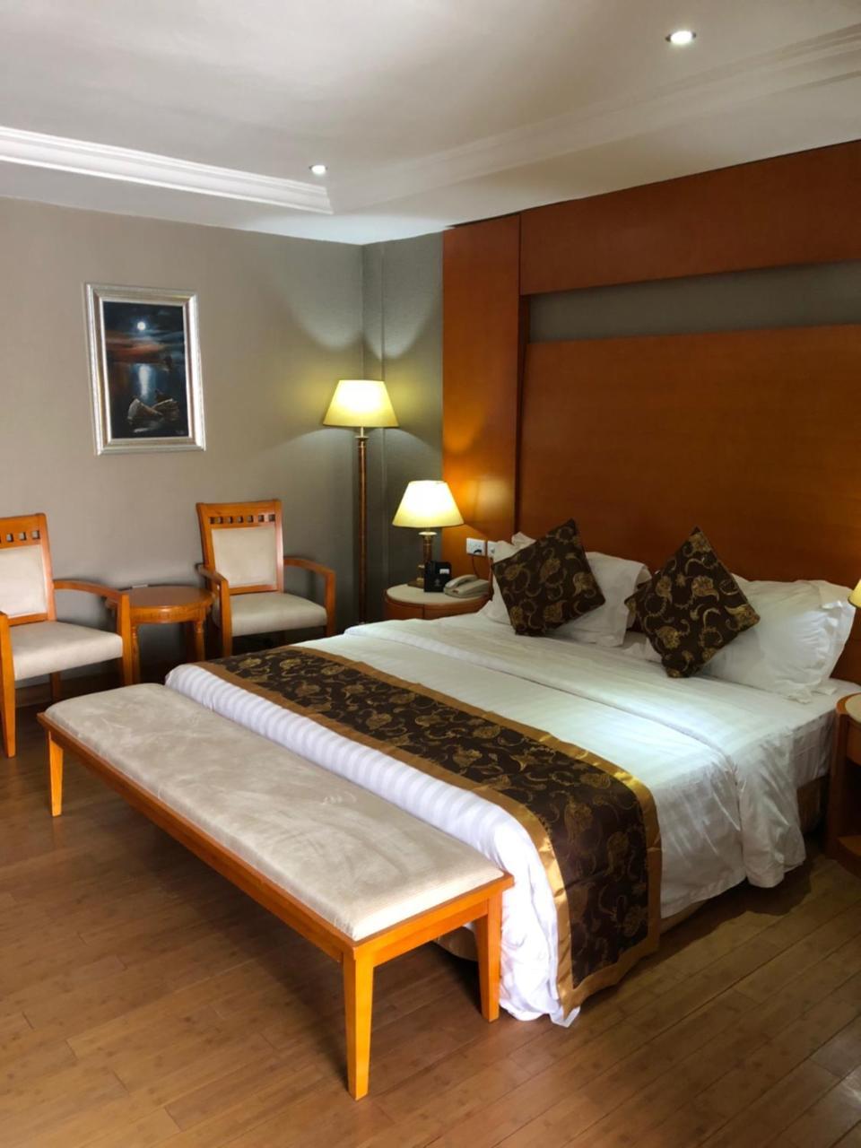 Hotel Sunshine Enugu Bagian luar foto